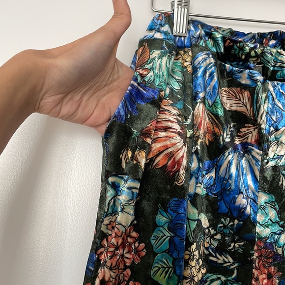 Zara Velvet floral print pants (top sold separately) - Picture 2 of 3
